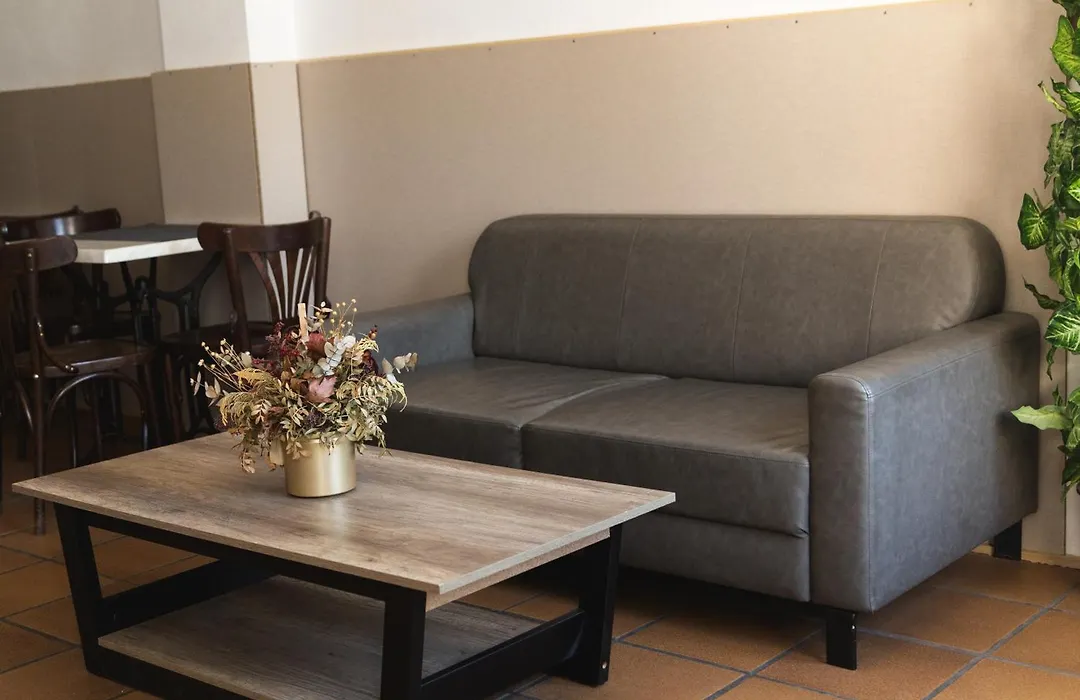 Hostal Corper Navalcarnero-1